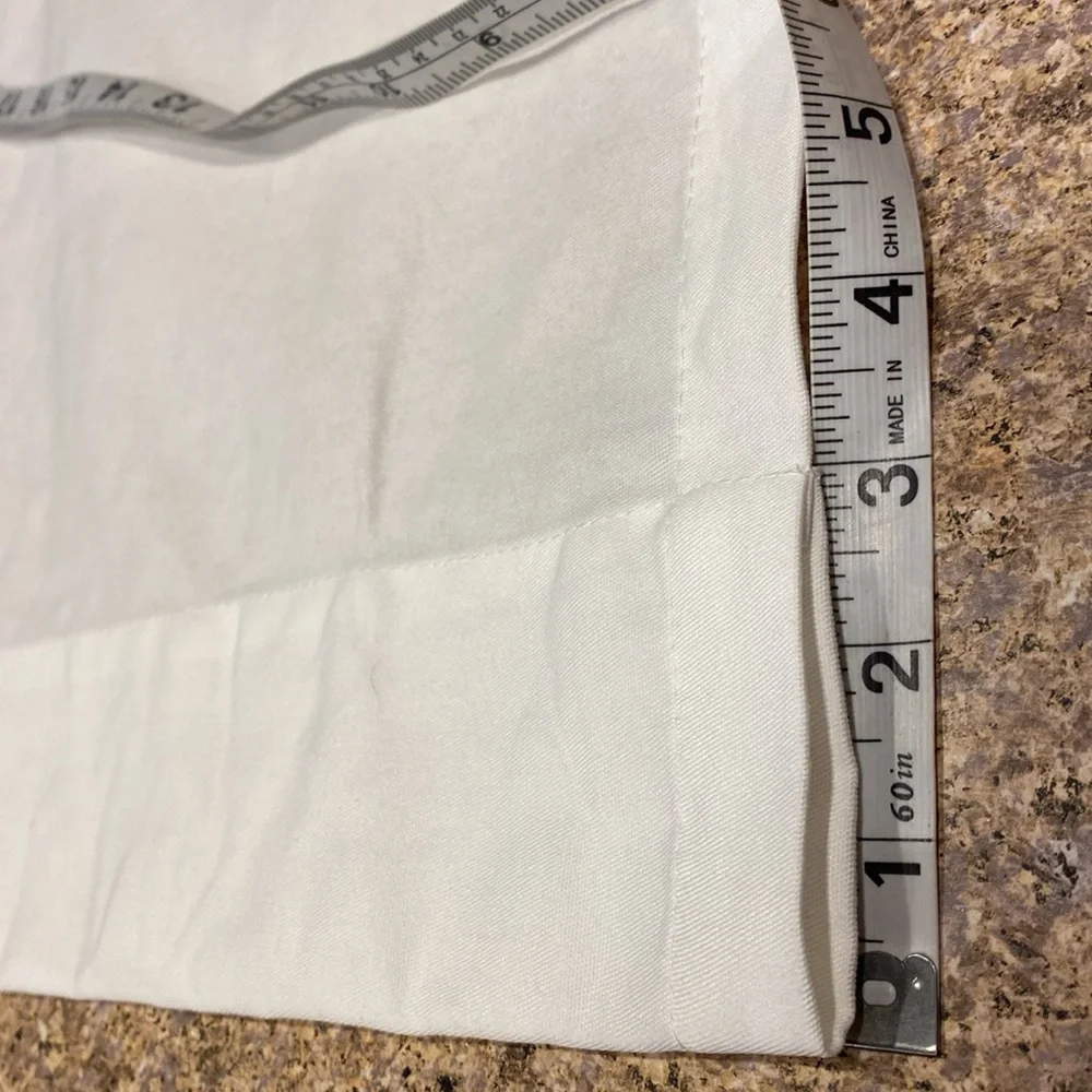 2 Room Essentials White Valances Curtains - Picture 11 of 17